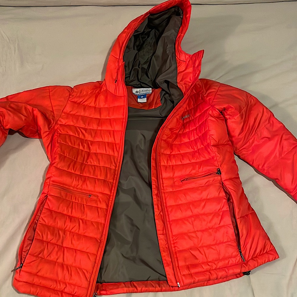 Columbia Womens Hooded Puffer Jacket (Large)